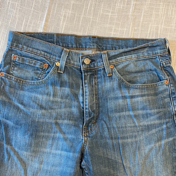 DONATED Levi Strauss & Co. 514 jeans - Picture 5 of 8